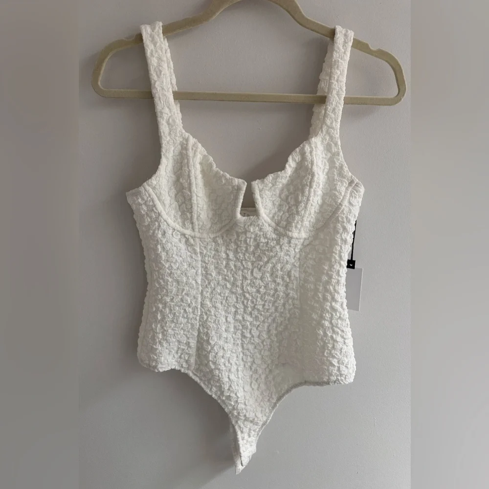 NWT- ASTR THE LABEL, ARIA BUSTIER BODYSUIT - Size L - Picture 9 of 16